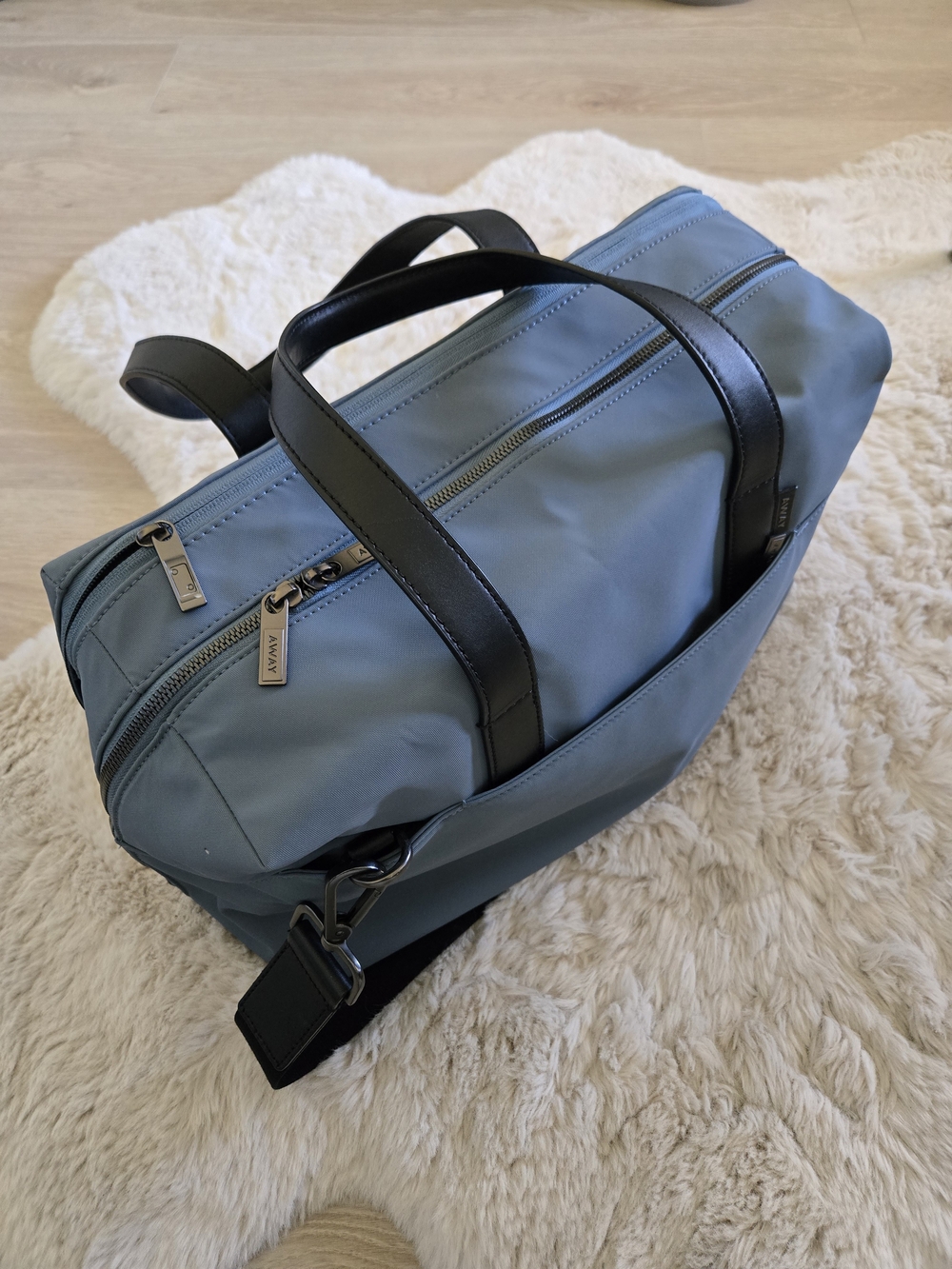 Away THE EVERYWHERE Tote In Coast Blue